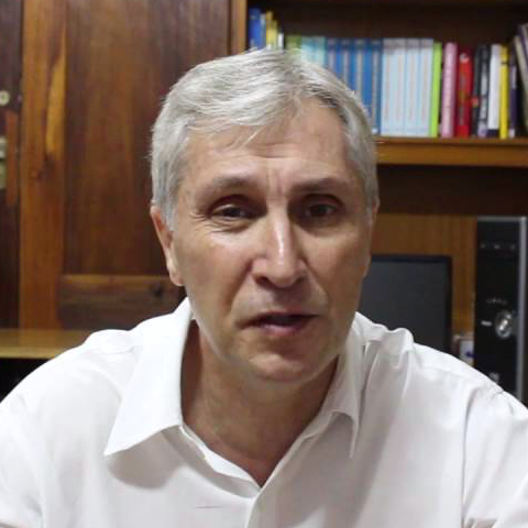 Professor Antonio Licha, do Instituto de Economia da UFRJ