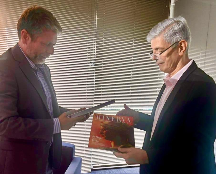 Medronho recebe delegação de universidade francesa